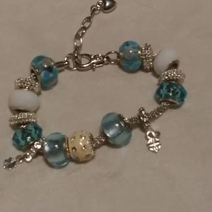 🌺2/$25 or 5/$50 Charm Bracelet